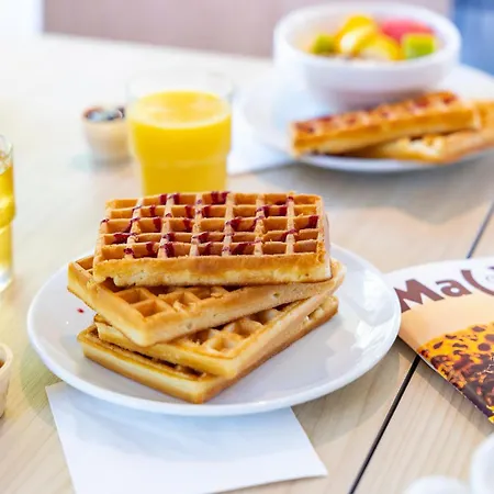 Ibis Budget En Bresse Hotel