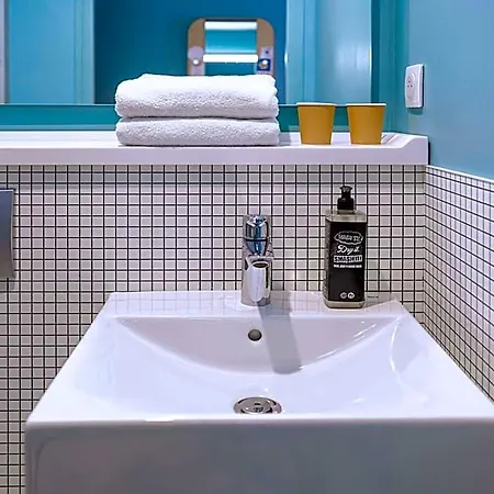 布雷斯布尔格宜必思快捷酒店 酒店 布雷斯地区布尔格
